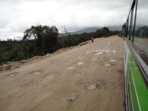 viagem dos infernos na estrada esburacada entre San Agustín e Popayán!