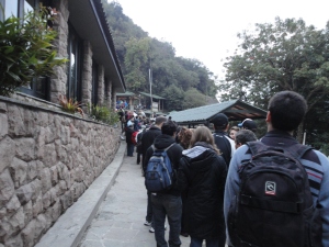 fila a Machu Picchu seis e meia da manhã!